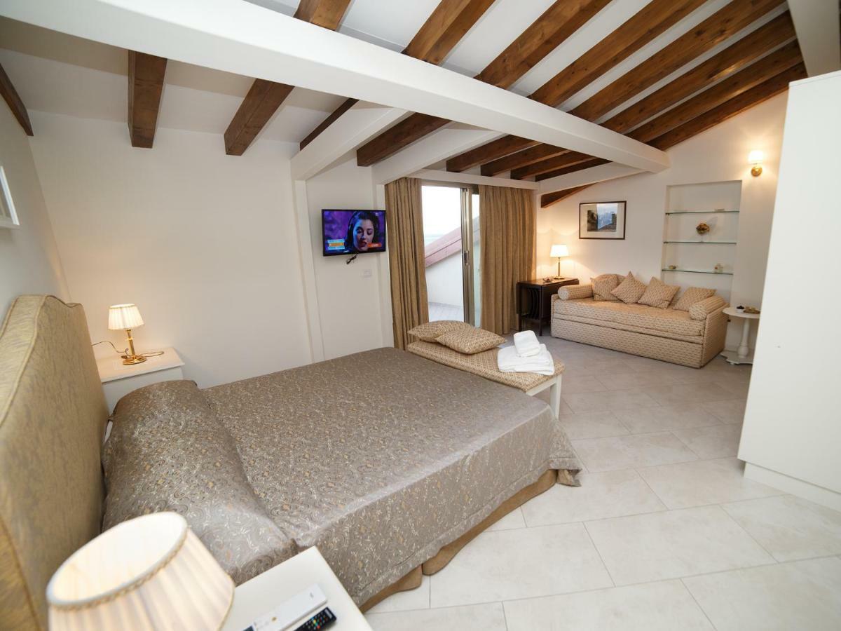 Ferienwohnung Marina Di Savoca Santa Teresa Di Riva Exterior foto